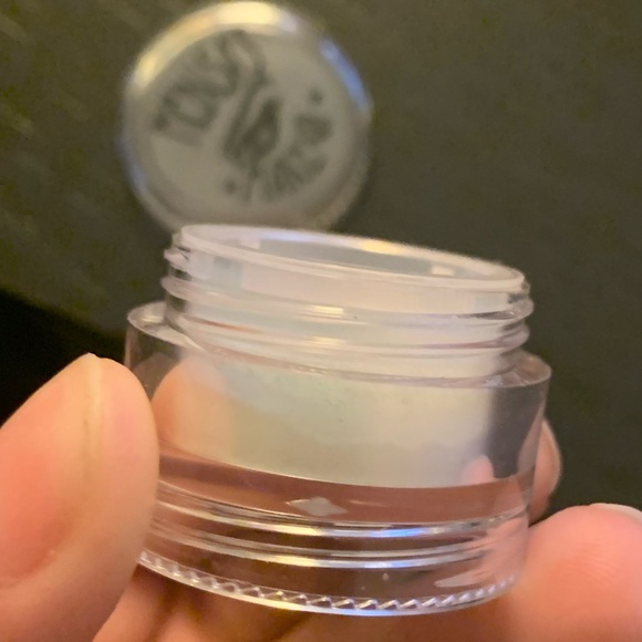 2/$15 Medusa’s Makeup Eye Dust - Picture 3 of 4